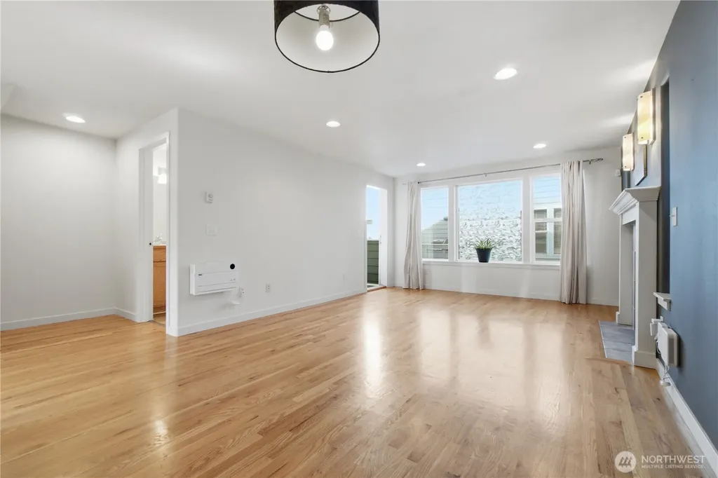 205 27th Avenue S Seattle WA 98144