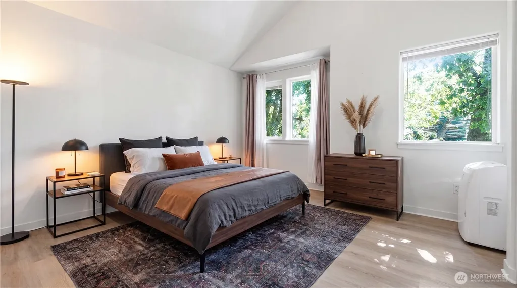 205 27th Avenue S Seattle WA 98144