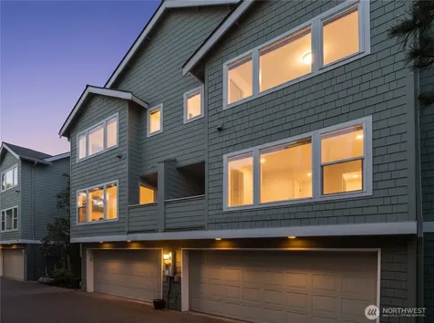 205 27th Avenue S Seattle WA 98144