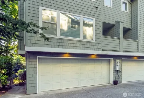 205 27th Avenue S Seattle WA 98144