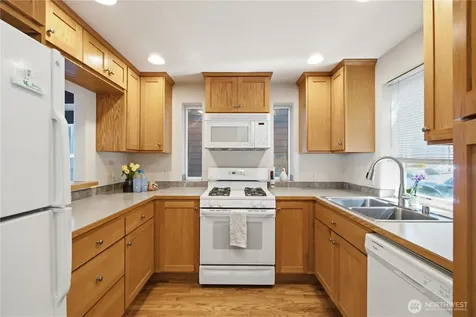 205 27th Avenue S Seattle WA 98144