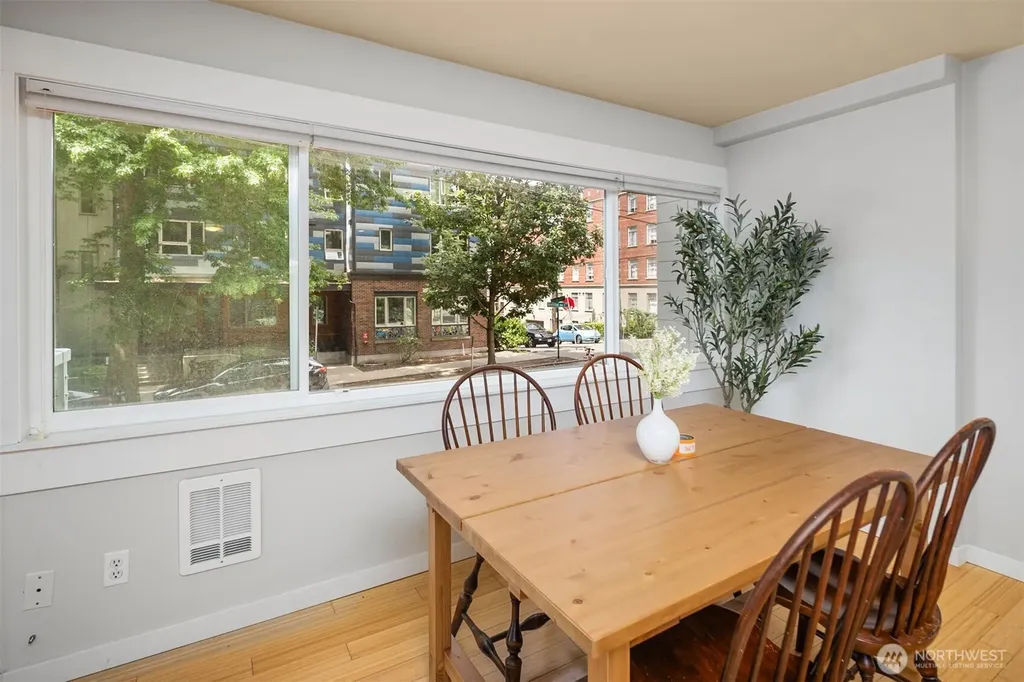 705 E Republican Street Seattle WA 98102