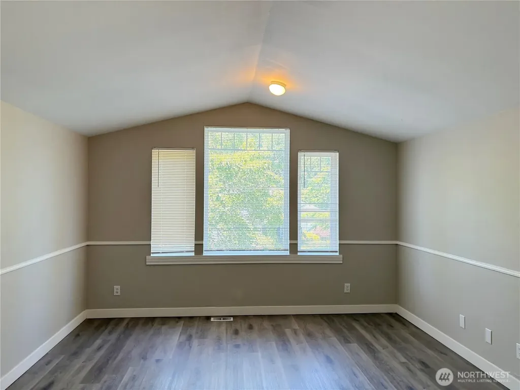 24712 234th Way SE Maple Valley WA 98038