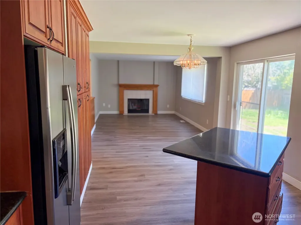 24712 234th Way SE Maple Valley WA 98038