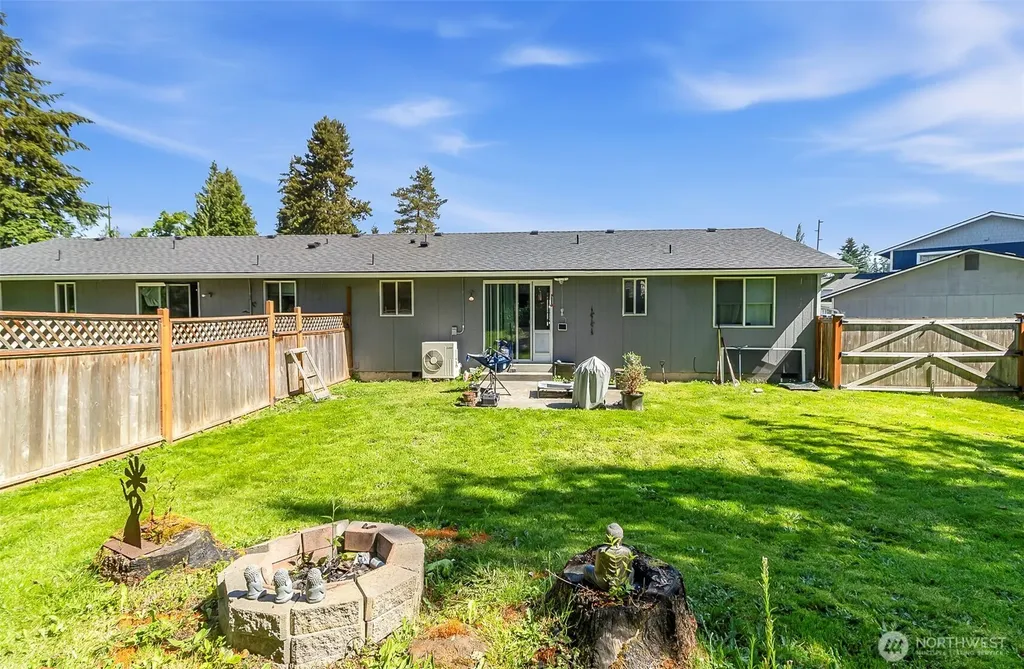 9010 9th Place SE Lake Stevens WA 98258