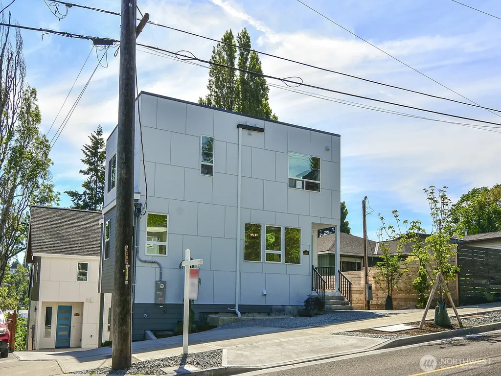 2336 23 Avenue S Seattle WA 98144