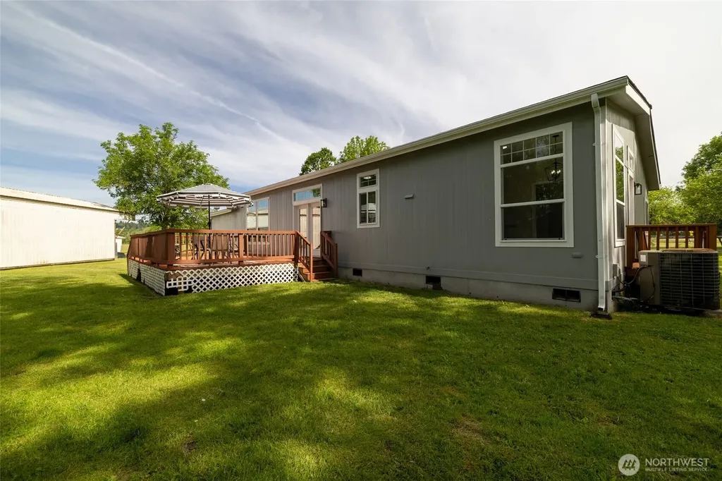 561 Tauscher Road Chehalis WA 98532