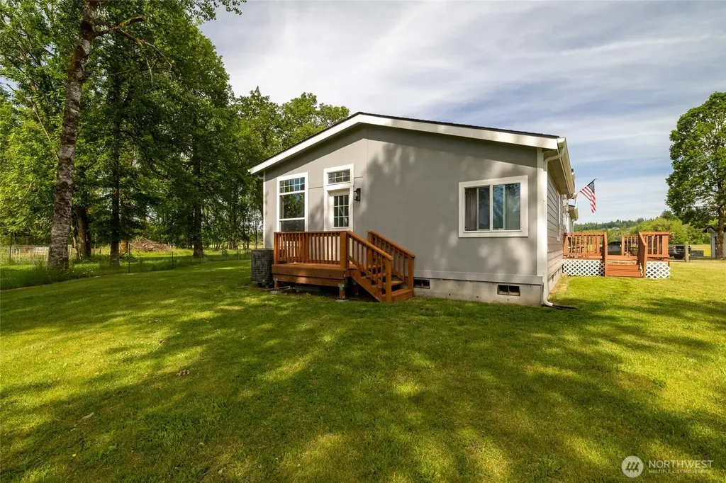 561 Tauscher Road Chehalis WA 98532