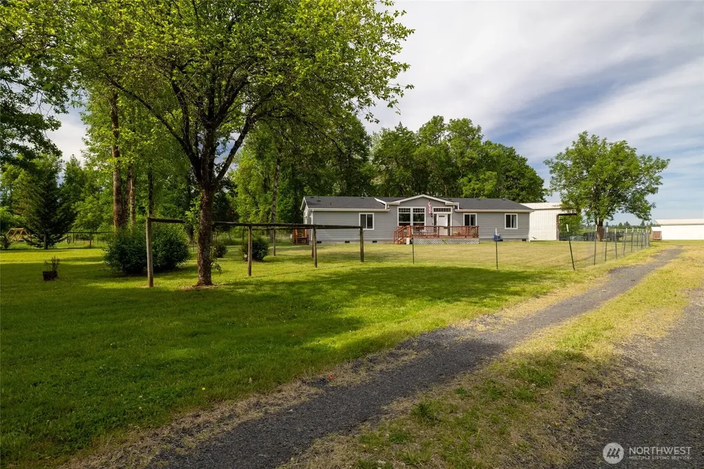 561 Tauscher Road Chehalis WA 98532