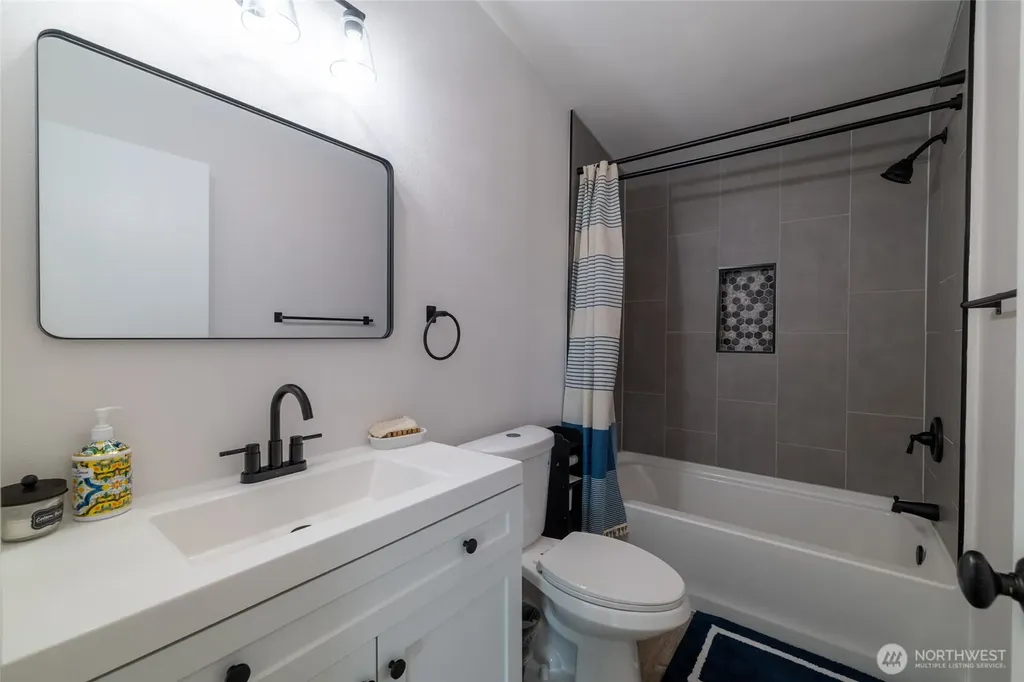 561 Tauscher Road Chehalis WA 98532