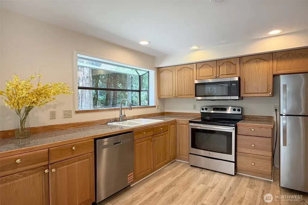 2117 227th Avenue NE Sammamish WA 98074