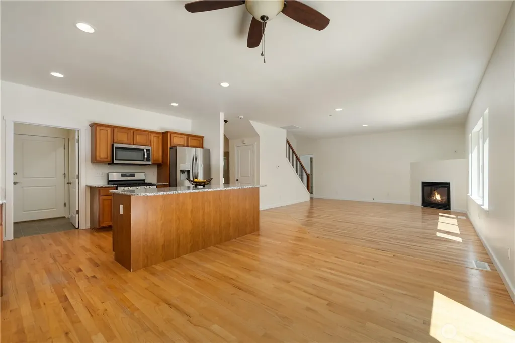 8706 Long Lake Road SE Port Orchard WA 98367