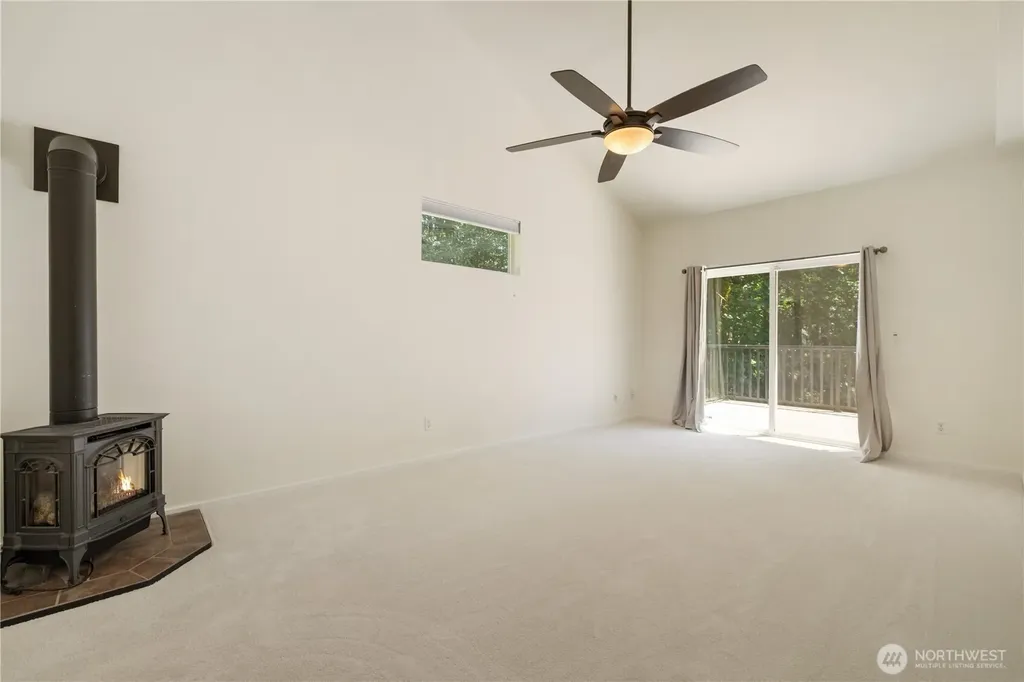 8706 Long Lake Road SE Port Orchard WA 98367