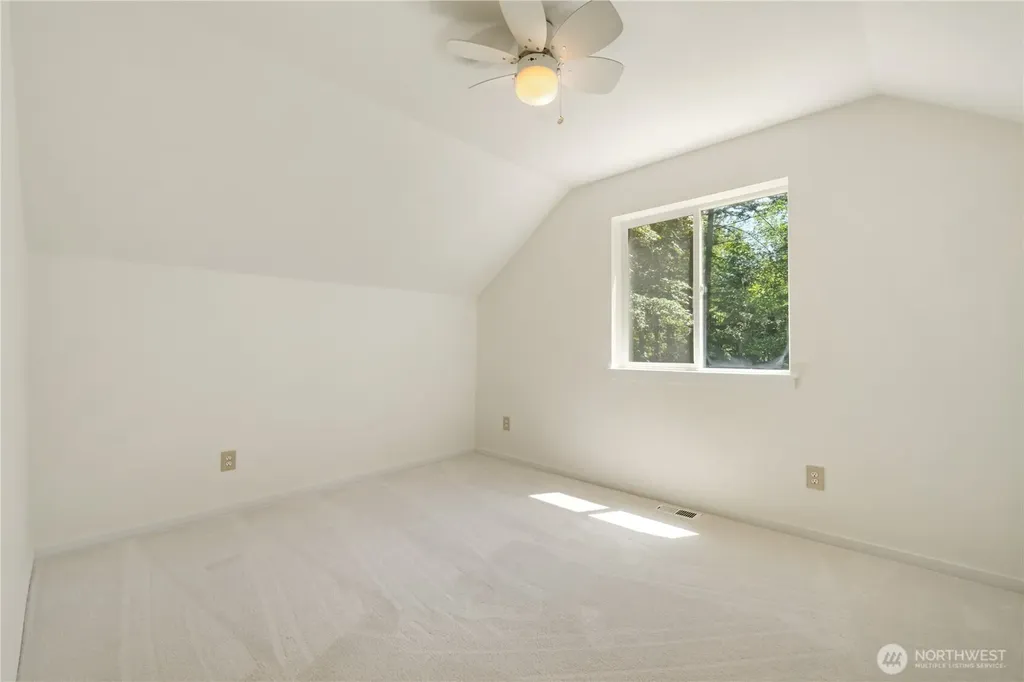 8706 Long Lake Road SE Port Orchard WA 98367