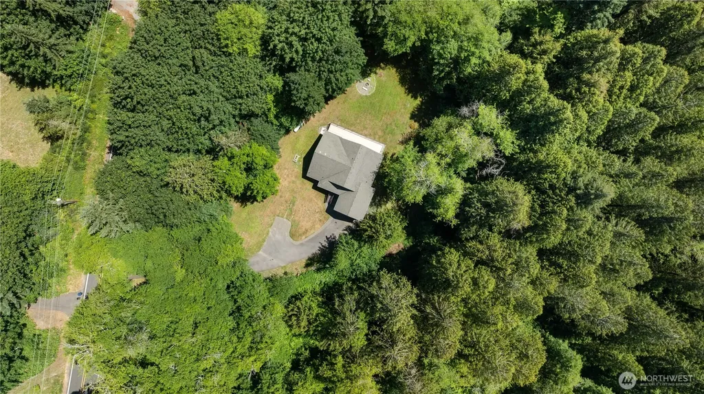 8706 Long Lake Road SE Port Orchard WA 98367