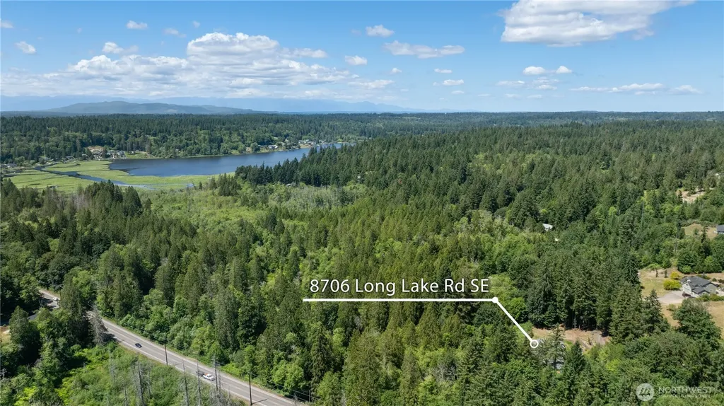 8706 Long Lake Road SE Port Orchard WA 98367