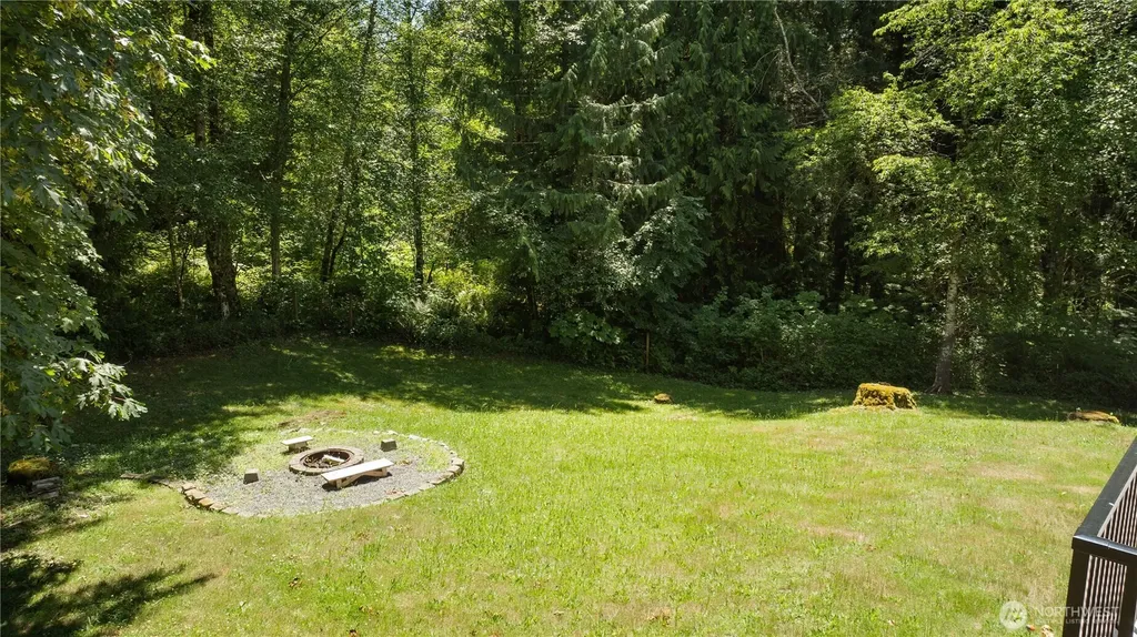 8706 Long Lake Road SE Port Orchard WA 98367