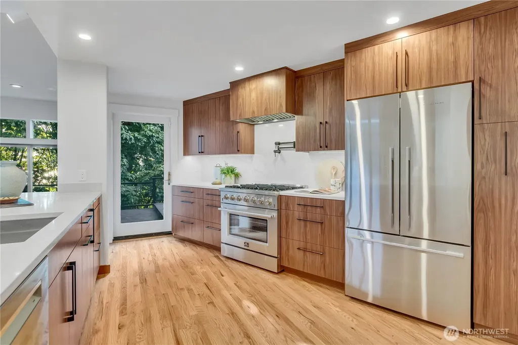 9601 NW 21st Avenue Seattle WA 98117