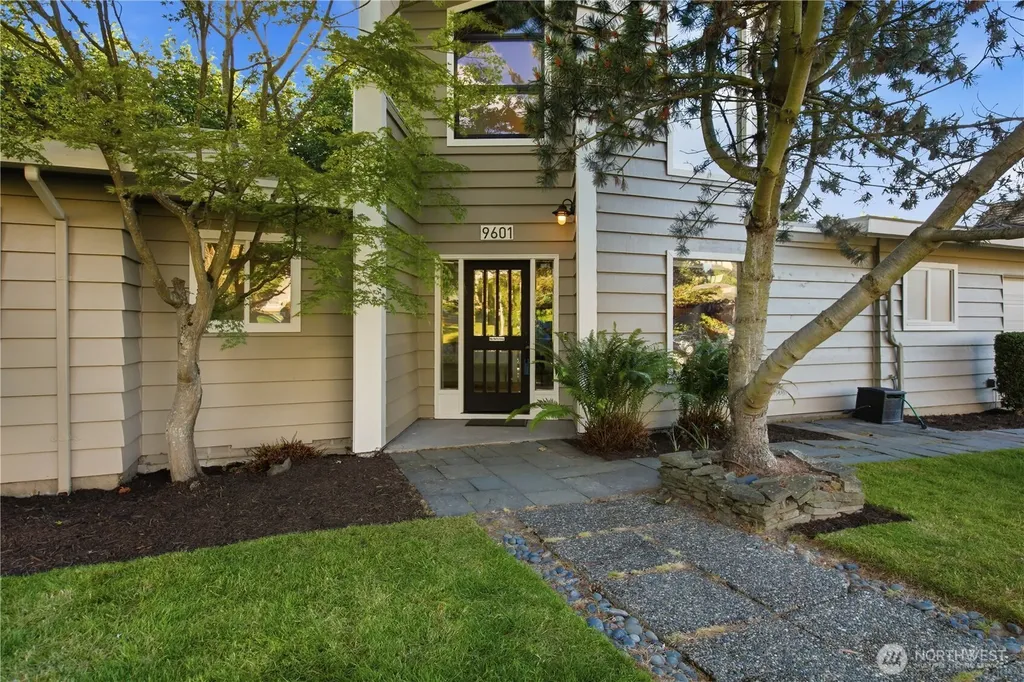 9601 NW 21st Avenue Seattle WA 98117