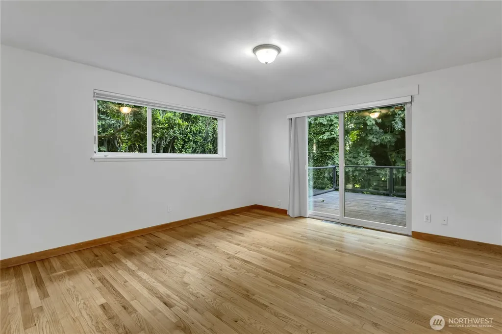 9601 NW 21st Avenue Seattle WA 98117