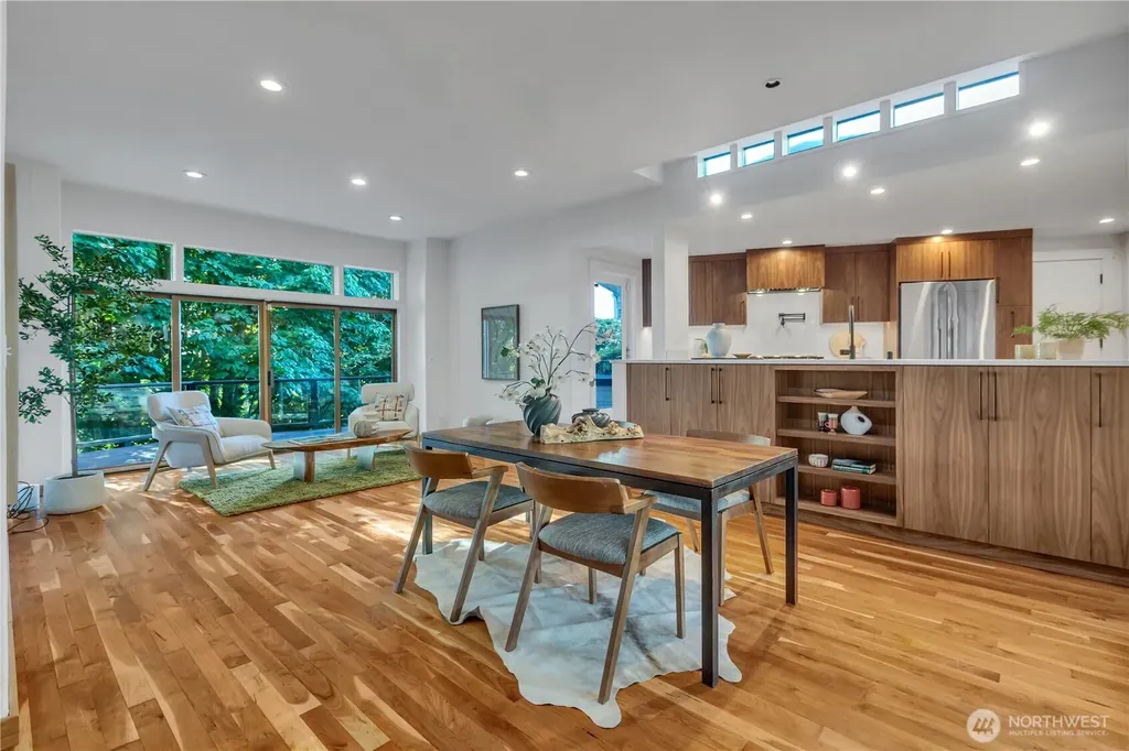 9601 NW 21st Avenue Seattle WA 98117