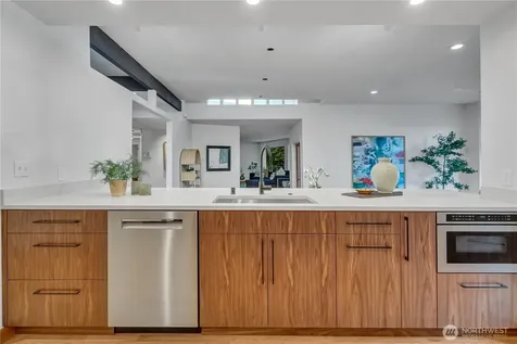 9601 NW 21st Avenue Seattle WA 98117