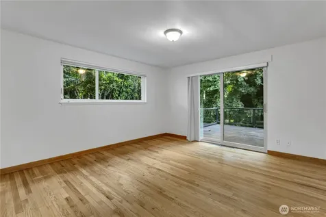 9601 NW 21st Avenue Seattle WA 98117