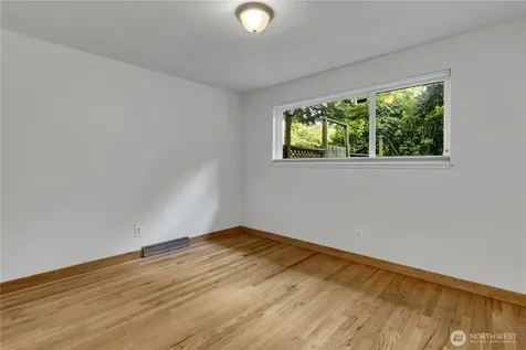 9601 NW 21st Avenue Seattle WA 98117
