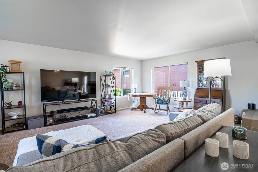 433 W Webster Chelan WA 98816