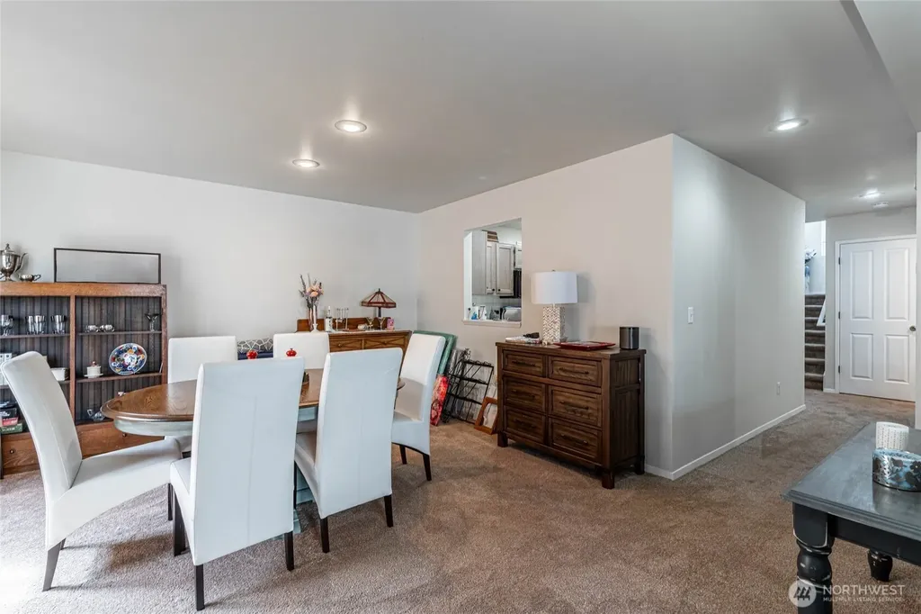 433 W Webster Chelan WA 98816