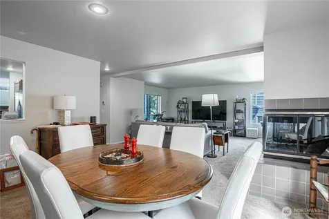 433 W Webster Chelan WA 98816