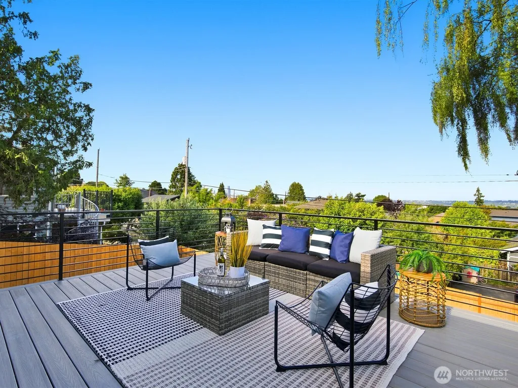 4022 37th Avenue SW Seattle WA 98126