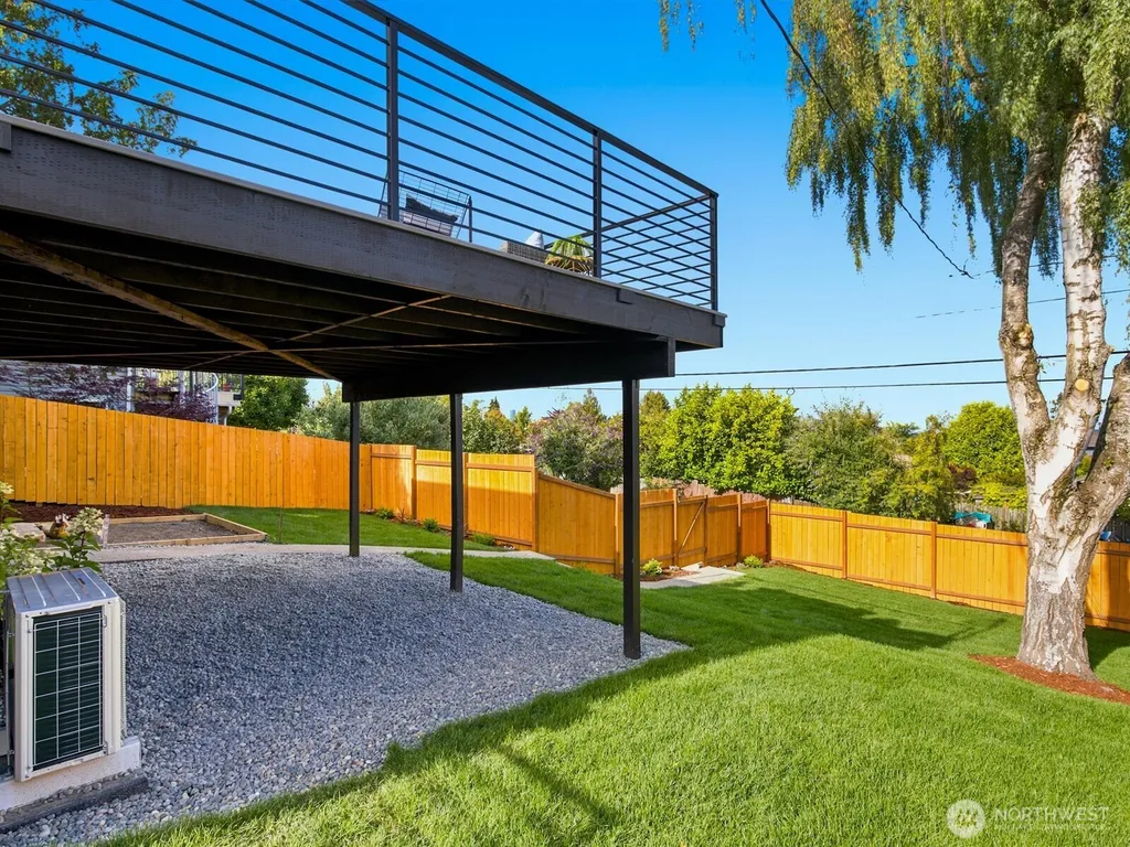 4022 37th Avenue SW Seattle WA 98126