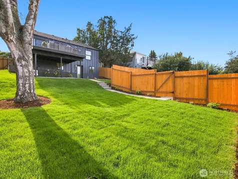 4022 37th Avenue SW Seattle WA 98126