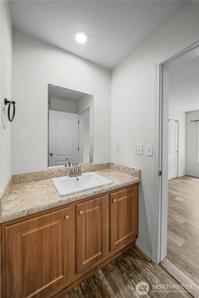 2716 Vantage Avenue SW Olympia WA 98512