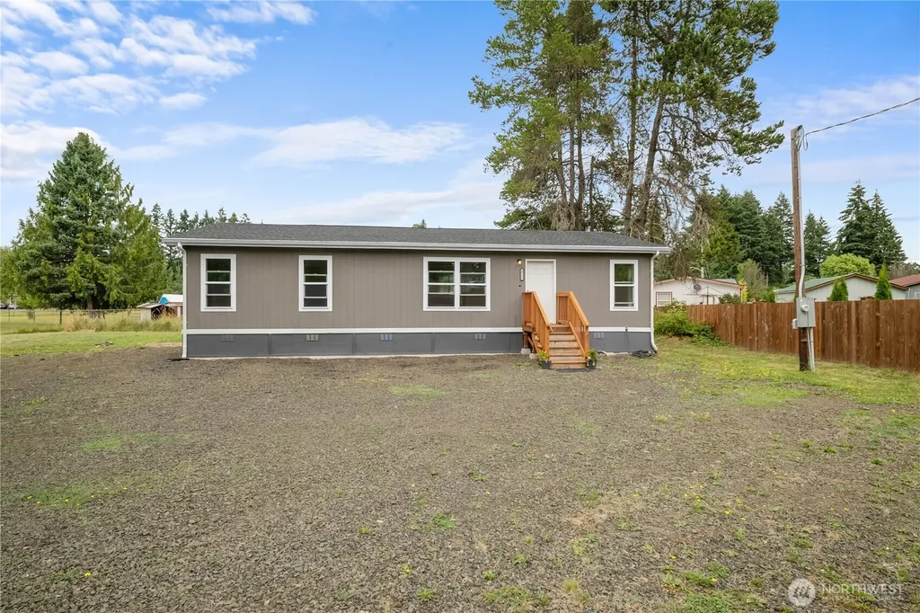 2716 Vantage Avenue SW Olympia WA 98512