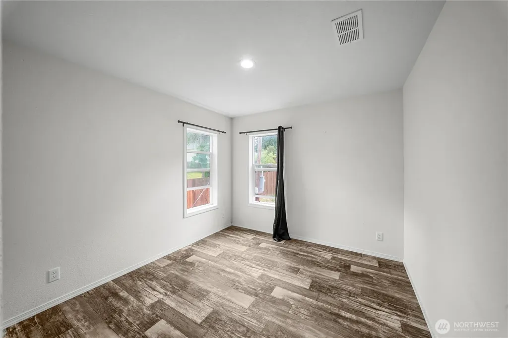 2716 Vantage Avenue SW Olympia WA 98512