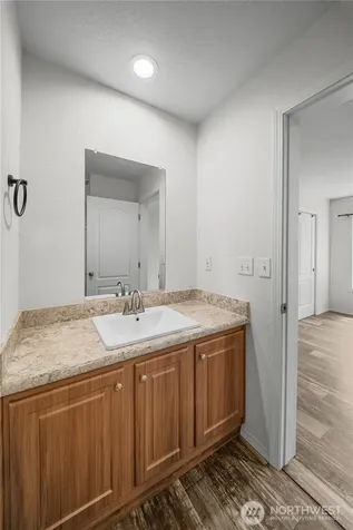 2716 Vantage Avenue SW Olympia WA 98512
