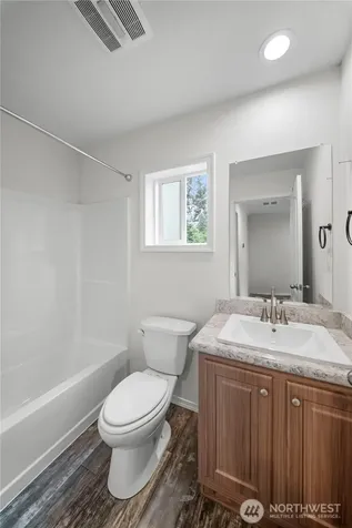 2716 Vantage Avenue SW Olympia WA 98512