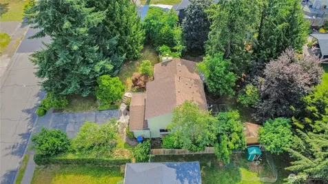 2704 24th Avenue Ct SE Puyallup WA 98374