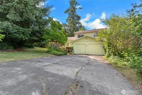 2704 24th Avenue Ct SE Puyallup WA 98374