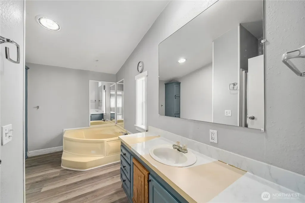 20307 77th Avenue E Spanaway WA 98387