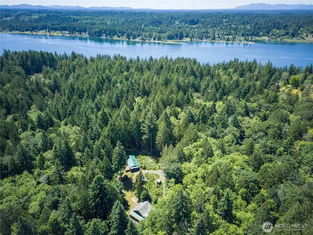 1671 E Sunset Hill Road Shelton WA 98584