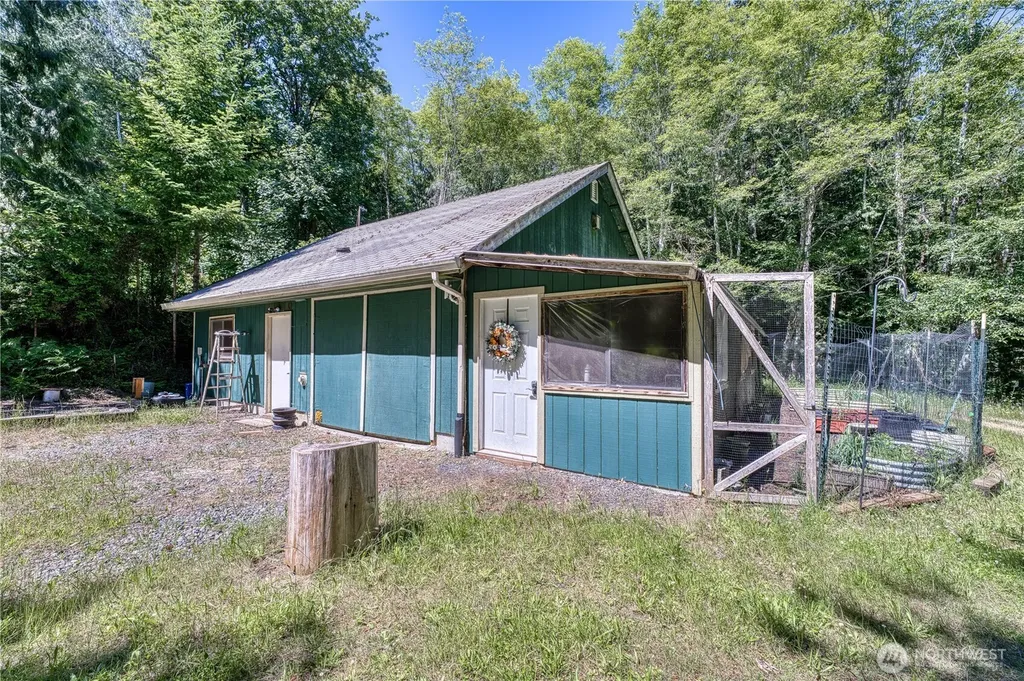1671 E Sunset Hill Road Shelton WA 98584