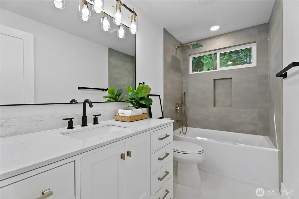 17621 NE 138th Street Redmond WA 98052