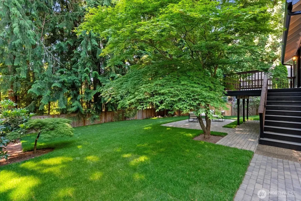 17621 NE 138th Street Redmond WA 98052