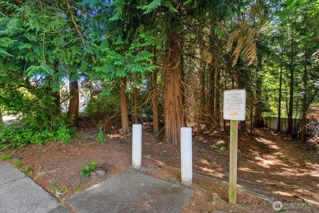 17621 NE 138th Street Redmond WA 98052