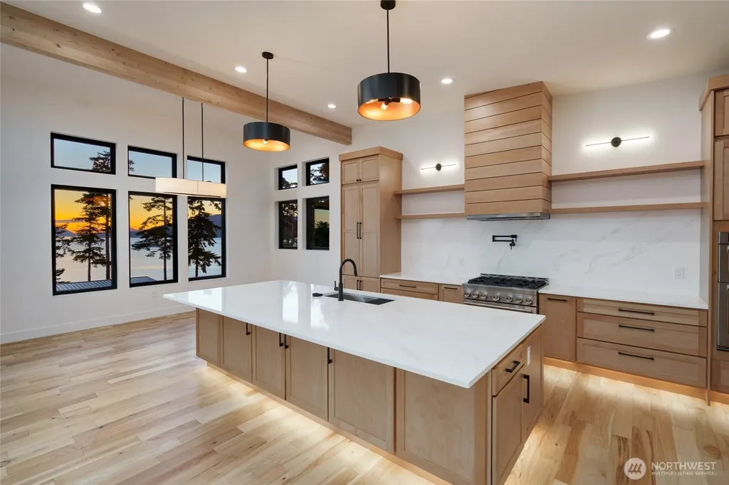 4209 Navigator Lane Anacortes WA 98221