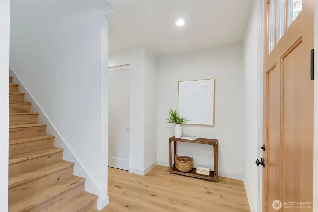 11739 40th Avenue NE Seattle WA 98125