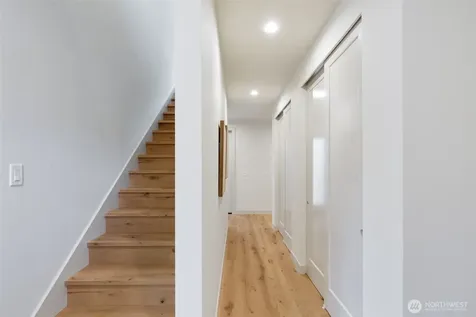 11739 40th Avenue NE Seattle WA 98125